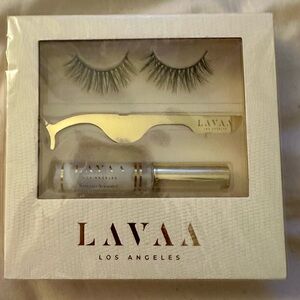 Brand new sealed Lavaa Los Angeles Eyelash Kit